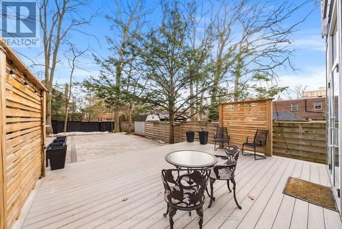 335 St Clair Avenue E, Toronto, ON - Outdoor