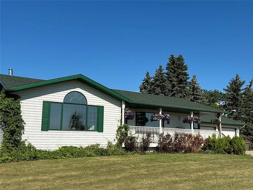 173038 60 (Kola) Road N, Virden, MB - Outdoor With Deck Patio Veranda