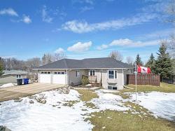 83 Woods Avenue Shilo, MB R0K 2A0