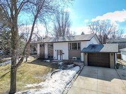 19 Canada Crescent Brandon, MB R7B 2Z7