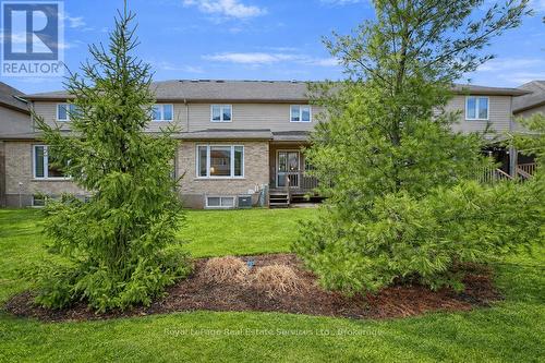 11 - 255 Summerfield Drive, Guelph (Pineridge/Westminster Woods), ON - Outdoor