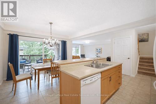 11 - 255 Summerfield Drive, Guelph (Pineridge/Westminster Woods), ON - Indoor