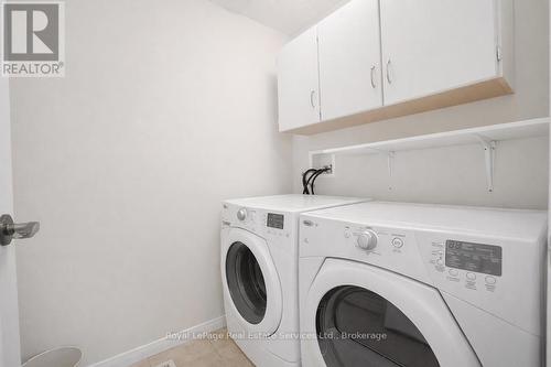 11 - 255 Summerfield Drive, Guelph (Pineridge/Westminster Woods), ON - Indoor Photo Showing Laundry Room