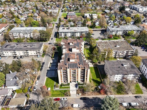 611-1745 Leighton Rd  Victoria, BC V8R 6R6