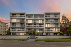 205-1450 Beach Dr Oak Bay, BC V8S 2N8
