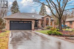 71 NAVIGATORS TRAIL  Kawartha Lakes (Bobcaygeon), ON K0M 1A0