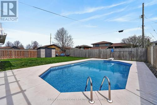 77 Balmoral Avenue, Welland (Lincoln/Crowland), ON - Outdoor With In Ground Pool With Backyard