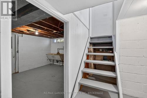 77 Balmoral Avenue, Welland (Lincoln/Crowland), ON - Indoor