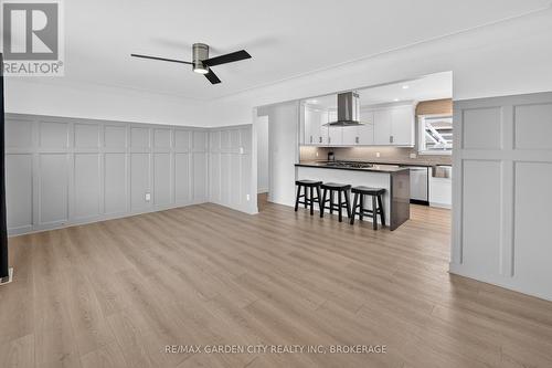 77 Balmoral Avenue, Welland (Lincoln/Crowland), ON - Indoor Photo Showing Kitchen