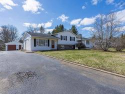 1477 Palmer Drive Kingston, NS B0P 1R0