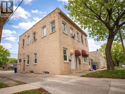 1558 Ontario STREET  Windsor, ON N9A 4H4