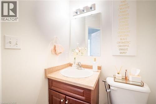 30 Fallowfield Drive, Kitchener, ON - Indoor Photo Showing Bathroom