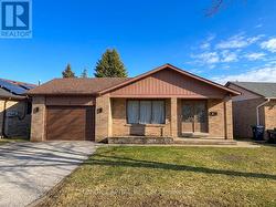 LOWER - 5 WHISTLING HILLS DRIVE  Toronto, ON M1V 2B6