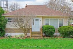 27 WHITE STREET St. Catharines (Vine/Linwell), ON L2N 1Z3