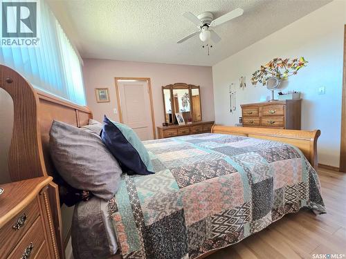 101 Fraser Avenue, Oxbow, SK - Indoor Photo Showing Bedroom