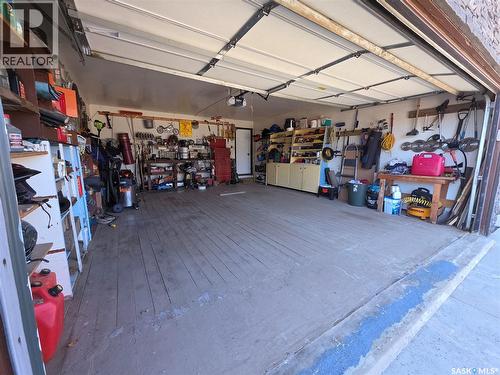 101 Fraser Avenue, Oxbow, SK - Indoor Photo Showing Garage