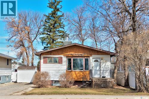 1230 Dewdney Avenue E, Regina, SK - Outdoor