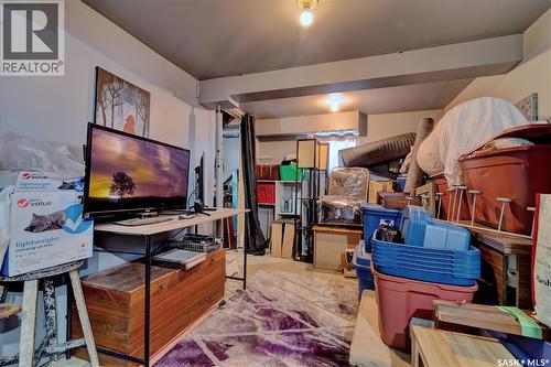 1230 Dewdney Avenue E, Regina, SK - Indoor