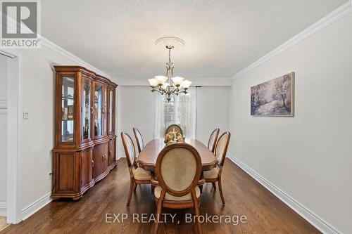 89 Windermere Crescent, Richmond Hill, ON - Indoor Photo Showing Dining Room