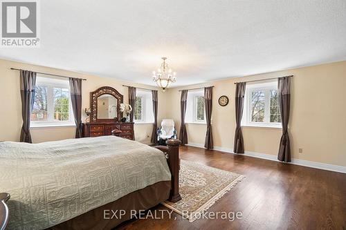 89 Windermere Crescent, Richmond Hill, ON - Indoor Photo Showing Bedroom