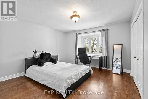 89 Windermere Crescent, Richmond Hill, ON - Indoor Photo Showing Bedroom