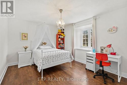 89 Windermere Crescent, Richmond Hill, ON - Indoor Photo Showing Bedroom