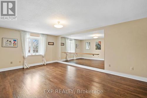 89 Windermere Crescent, Richmond Hill, ON - Indoor Photo Showing Other Room