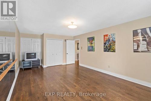89 Windermere Crescent, Richmond Hill, ON - Indoor Photo Showing Other Room