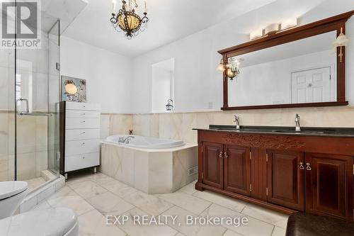 89 Windermere Crescent, Richmond Hill, ON - Indoor Photo Showing Bathroom
