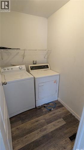 407 U Avenue S, Saskatoon, SK - Indoor Photo Showing Laundry Room