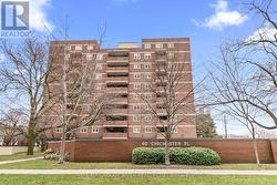 804 - 40 CHICHESTER PLACE Toronto, ON M1T 3R6