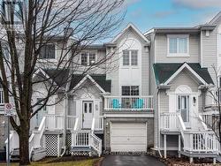 31 CASTLEGREEN PRIVATE  Ottawa, ON K1T 3N4