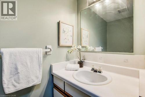 Bathroom with vanity - 633 Grange Crescent, Waterloo, ON - Indoor Photo Showing Bathroom
