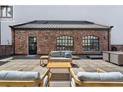 33 E 6Th Avenue, Vancouver, BC 