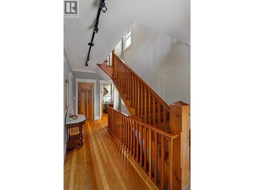 33 E 6Th Avenue, Vancouver, BC 