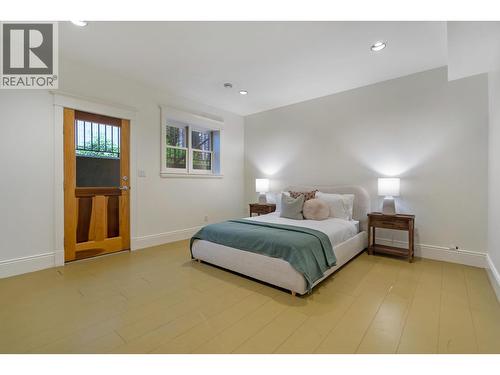 33 E 6Th Avenue, Vancouver, BC 