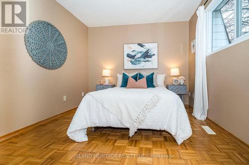 3 - 730 Cedar Street, Oshawa (Lakeview), ON - Indoor Photo Showing Bedroom