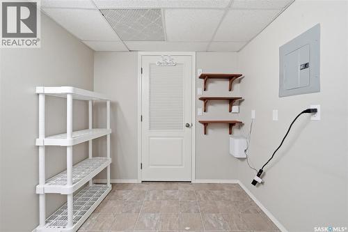 304 1622A Acadia Drive, Saskatoon, SK - Indoor