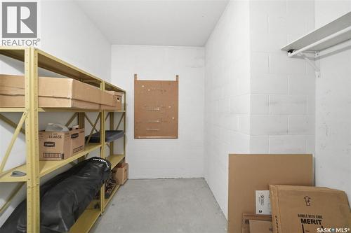 304 1622A Acadia Drive, Saskatoon, SK - Indoor