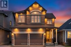 330 BOBOLINK RIDGE  Ottawa, ON K2V 0B7