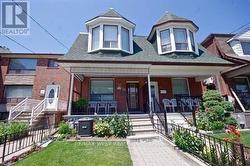 UPPER - 78 MILLICENT STREET  Toronto, ON M6H 1W4
