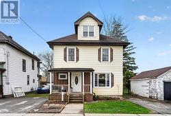 122 SOUTH CAYUGA STREET W Haldimand, ON N1A 1P5