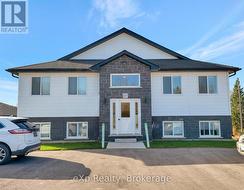 4 - 27 MALCOLM CRESCENT  North Perth (Listowel), ON N4W 0K3
