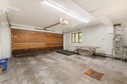 Garage - 