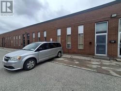 703 GARYRAY DRIVE Toronto, ON M9L 1R2