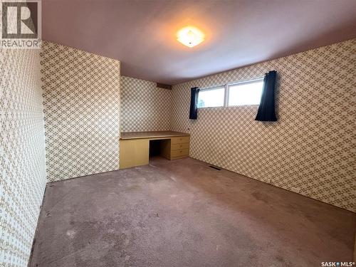 413 Maple Street, Maple Creek, SK - Indoor Photo Showing Other Room
