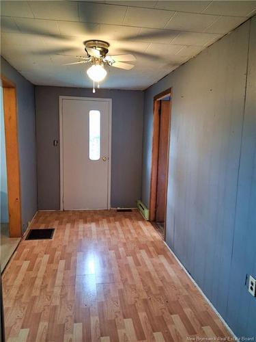 20 Back Rd, Wilsons Beach, NB 