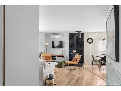 60 Third Ave, Pointe-Du-Chêne, NB 