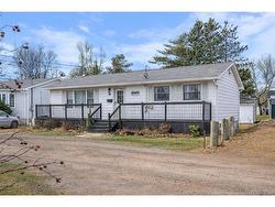 60 Third AVE  Pointe-Du-Chêne, NB E4P 5H8