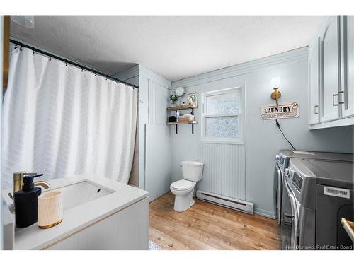 60 Third Ave, Pointe-Du-Chêne, NB 